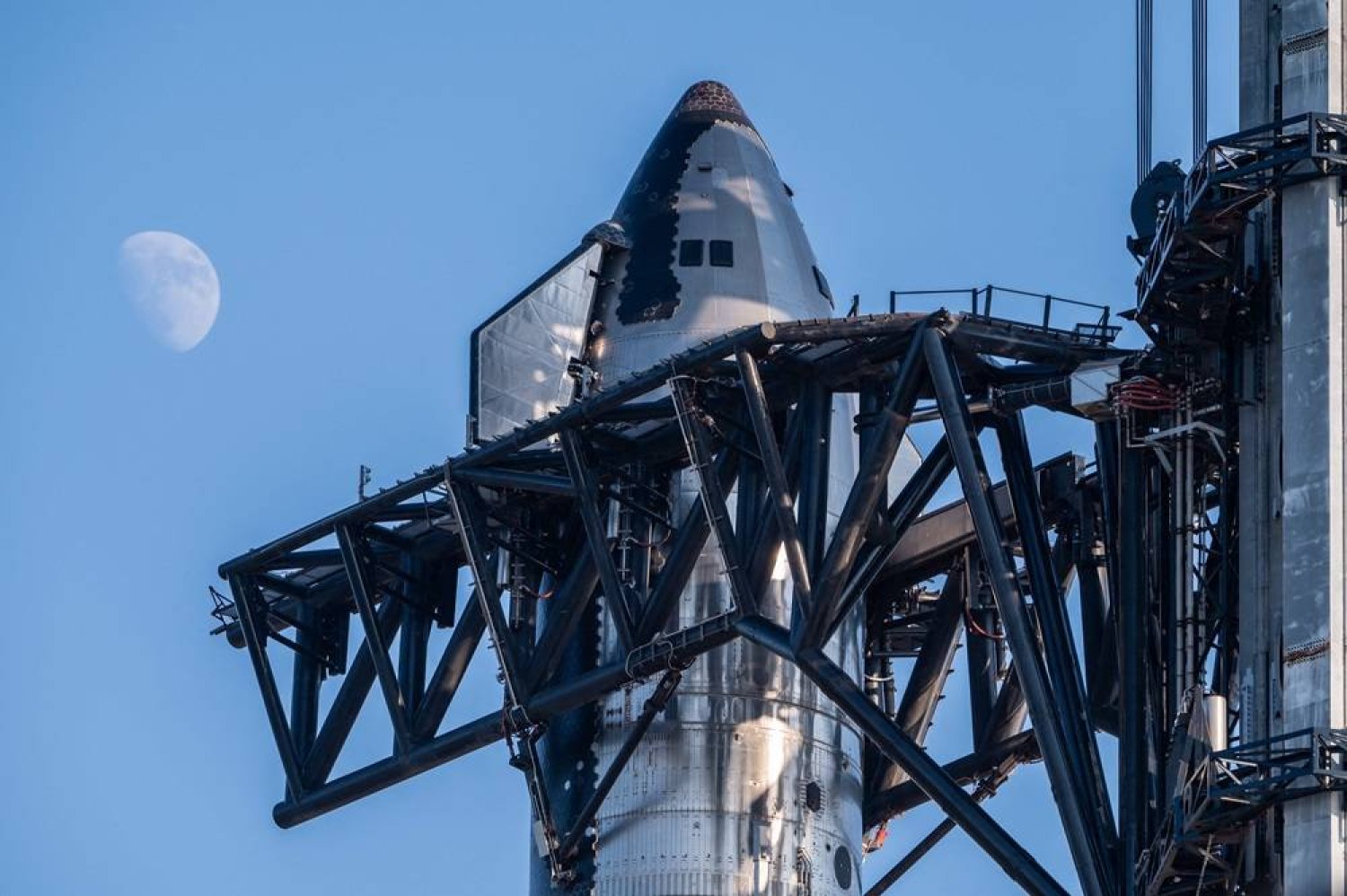 Elon Musk's Space Dream Soars How SpaceX's Latest Mission is Changing Space Travel Forever-