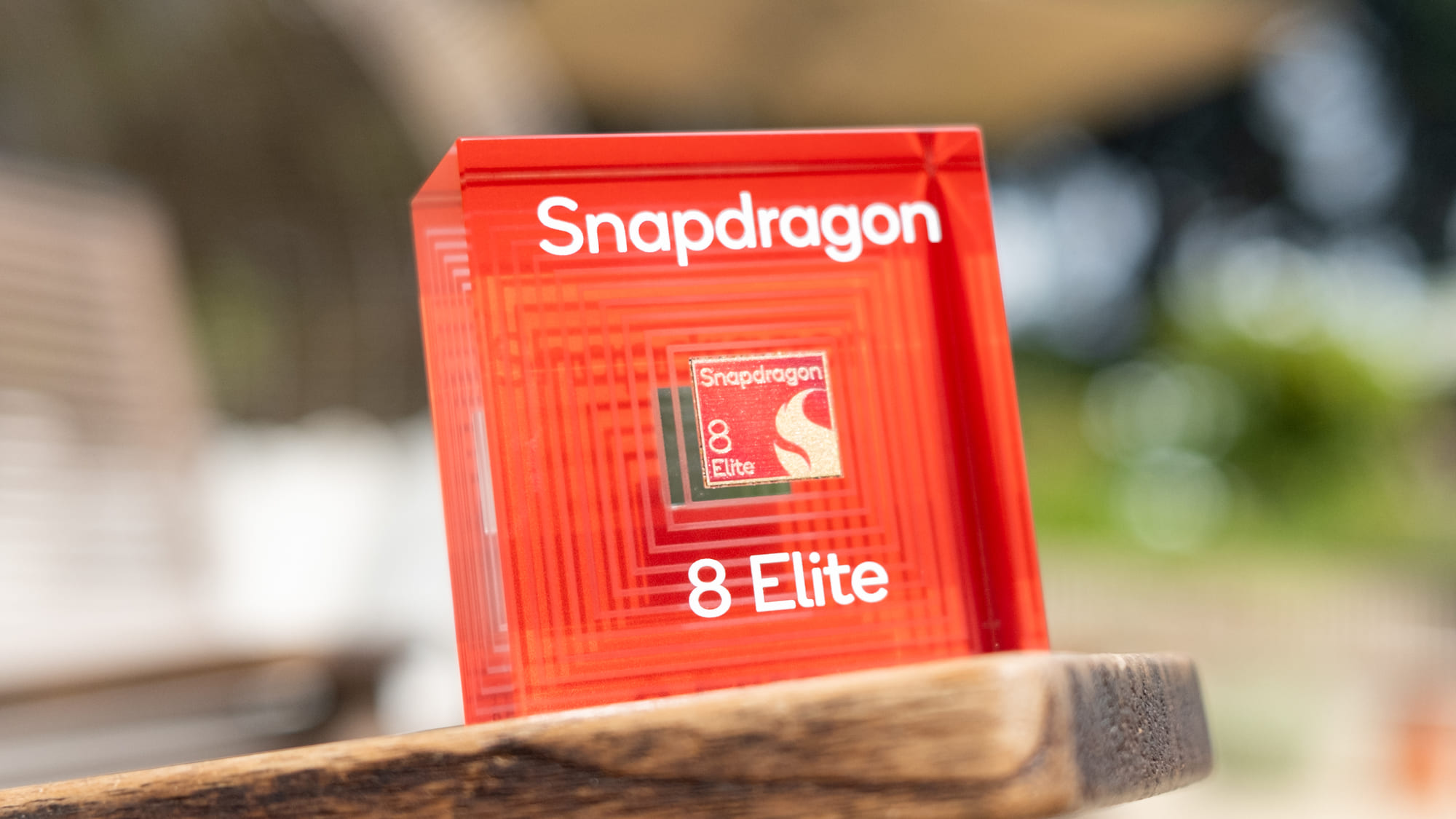 New Snapdragon Chip Brings Super-Fast Tech to Your Android Phone Everything You Need to Know-----