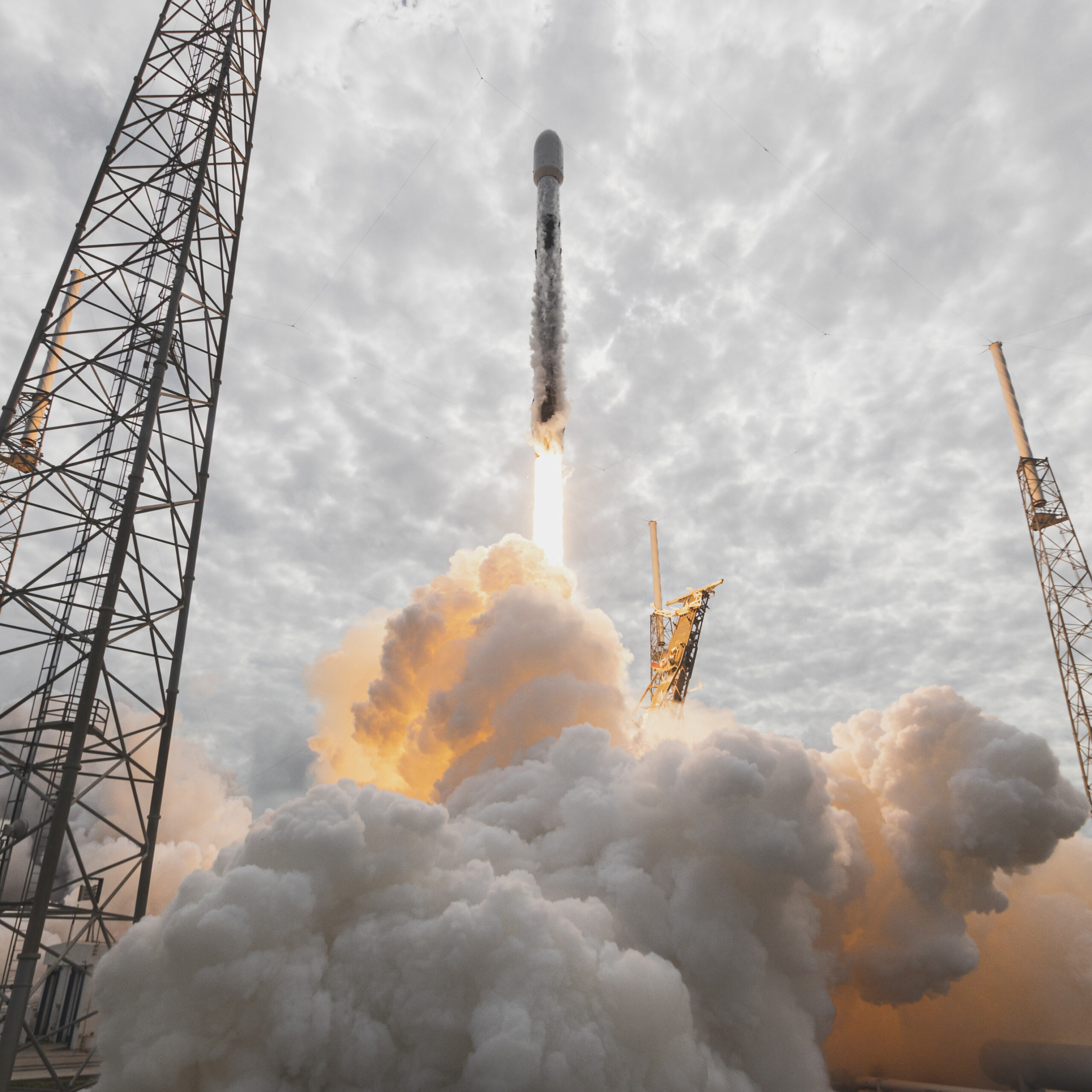 SpaceX Hits New Heights with 100th Rocket Launch This Year: How OneWeb's Last Satellites Are Changing Global Internet