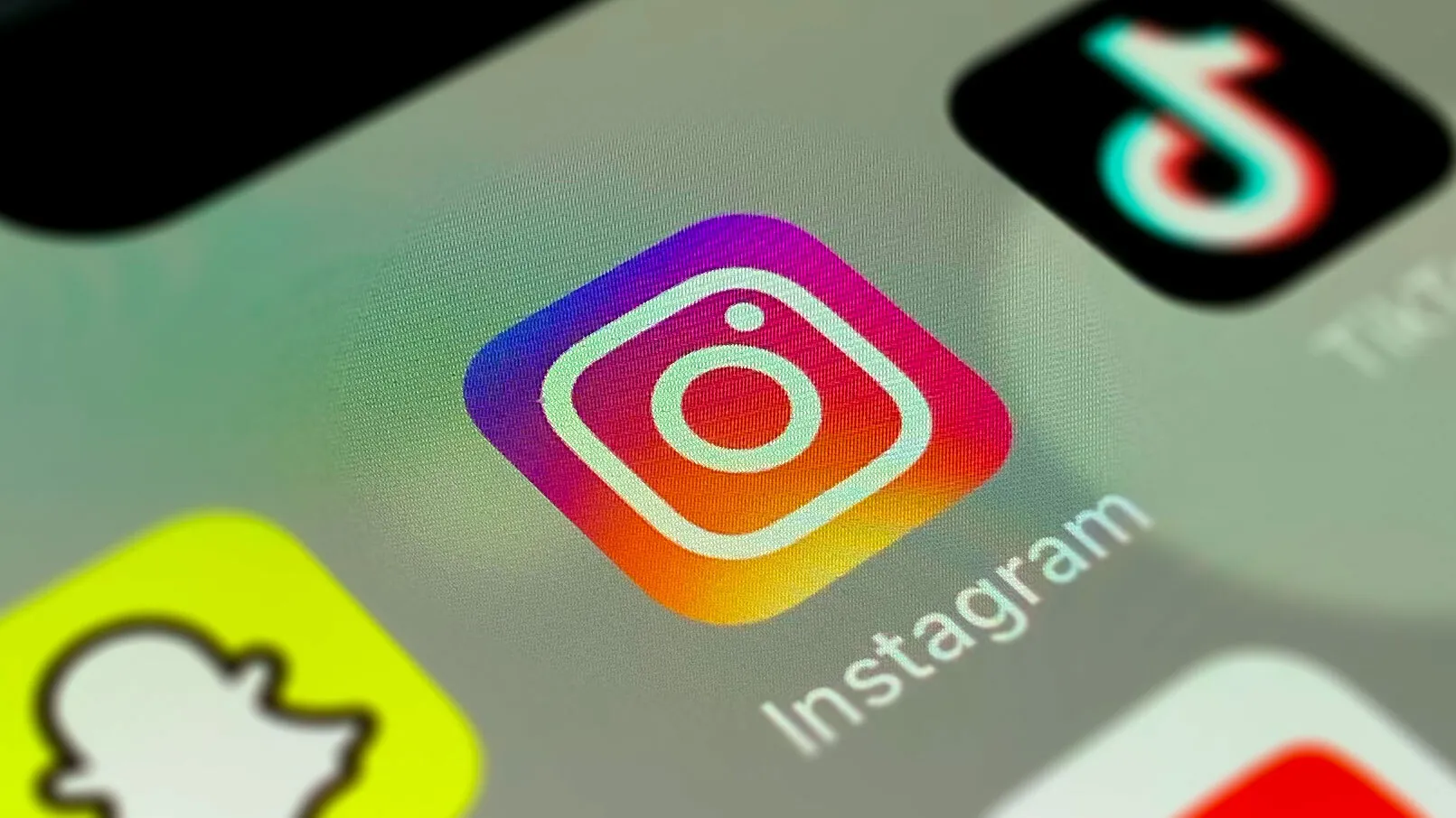 Why Your Instagram Videos Might Look Worse A New Update Changes Everything for Creators and Fans----