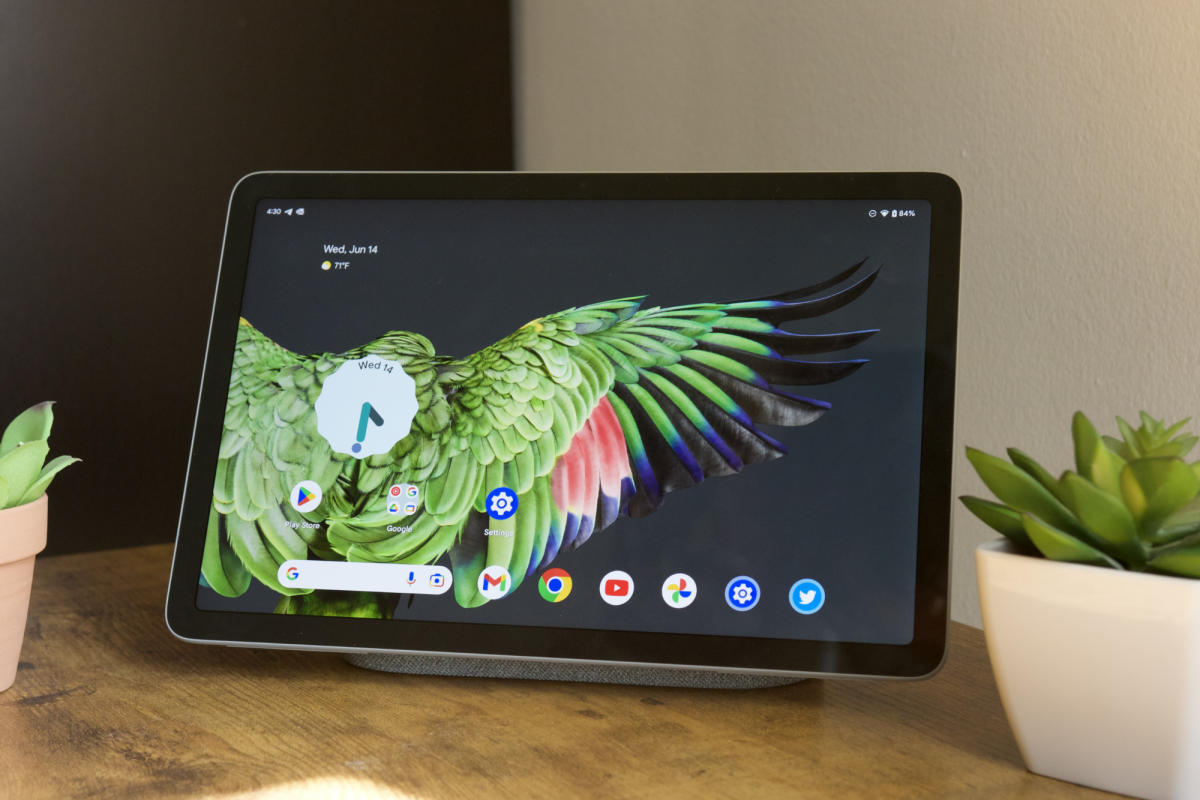 Google’s Big Move: Android and ChromeOS Could Soon Merge to Rival the Apple iPad and MacBook