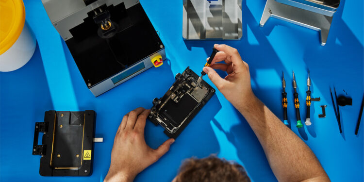 Now You Can Fix Your iPhone 16 at Home Apple Launches DIY Repair Kits for New Models-