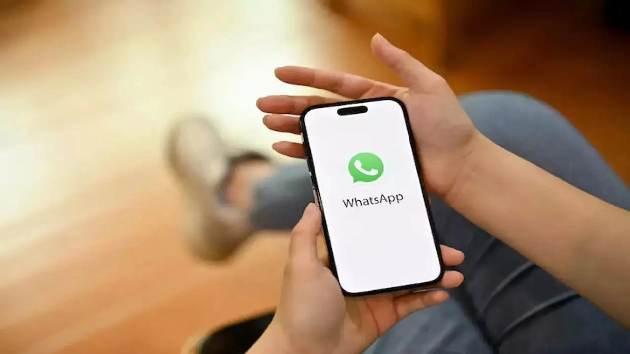 Now You Can Read What You Hear WhatsApp Rolls Out Voice-to-Text for Messages Worldwide-