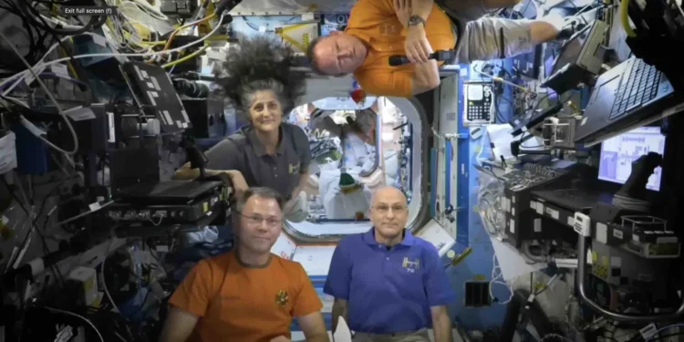 Thanksgiving in Orbit How Astronauts Celebrate the Holiday Aboard the Space Station