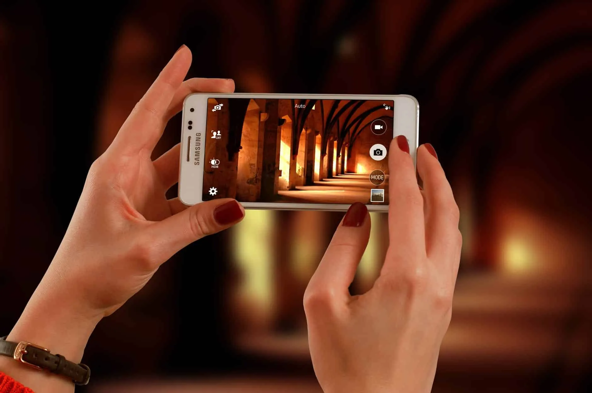 90+ Tips to Improve Your Mobile Photography----------