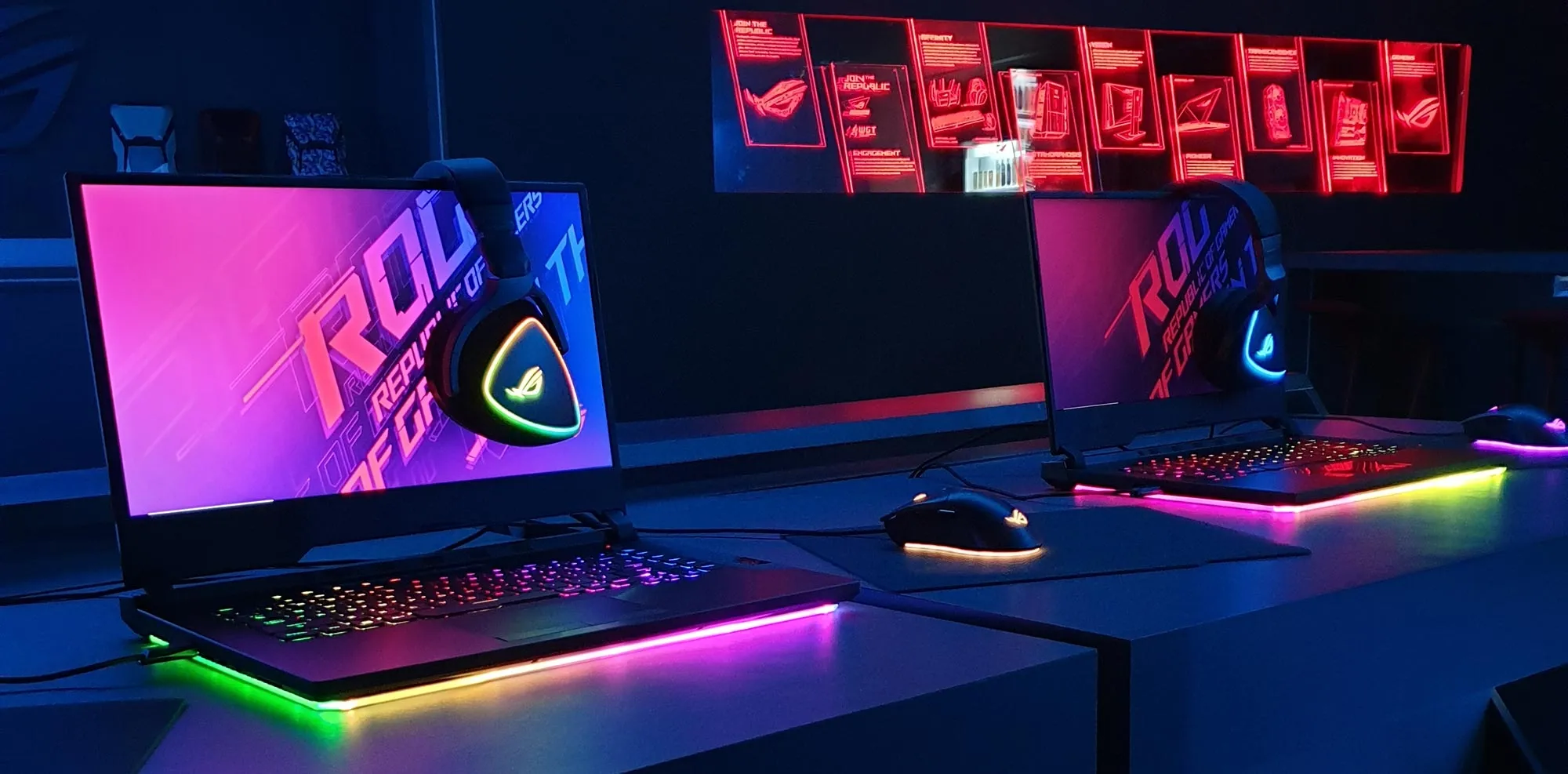 Asus Unveils Next-Gen Gaming Laptops with Eye-Catching RGB Lights at CES 2025-