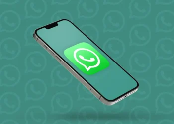 Big Change Ahead WhatsApp to Stop Working on Older iPhones in May 2025