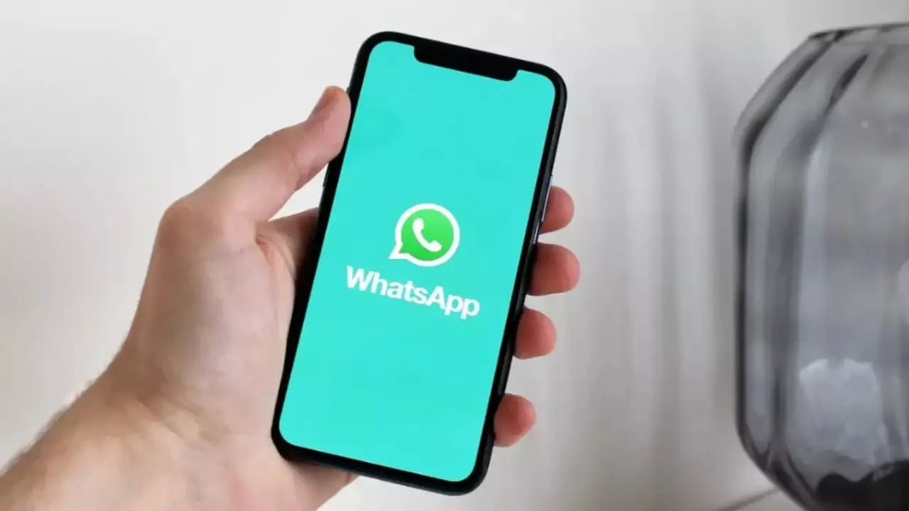 Breaking News: WhatsApp Announces Major 2025 Update, Ending Support for Older iPhones and iPads