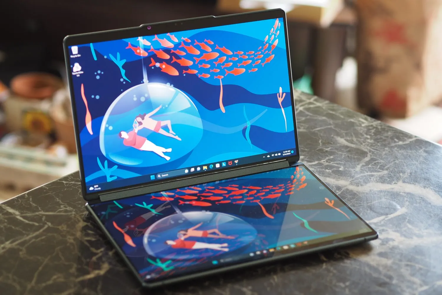 Check Out 2024’s Coolest Tech: From Top Gaming Laptops to Bendable OLED Screens – What’s Next for Gadgets in 2025?