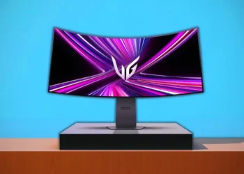 Meet the Future of Gaming LG Launches Revolutionary Bendable 5K Monitor at CES 2025--