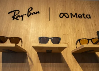 Meta Upgrades Ray-Ban Smart Glasses with New Displays What This Means for Your Future Tech---