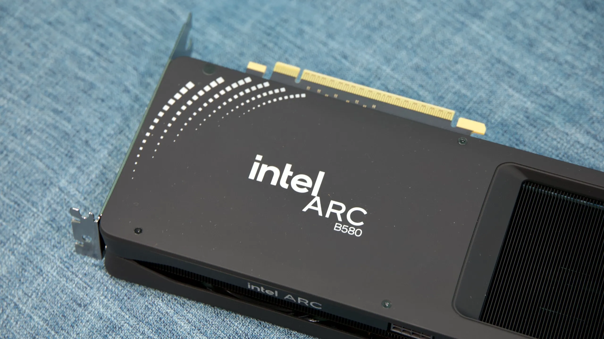 New King of Graphics Cards Intel's Budget-Friendly Arc B580 Outshines Nvidia's RTX 4060 in Latest Tests-