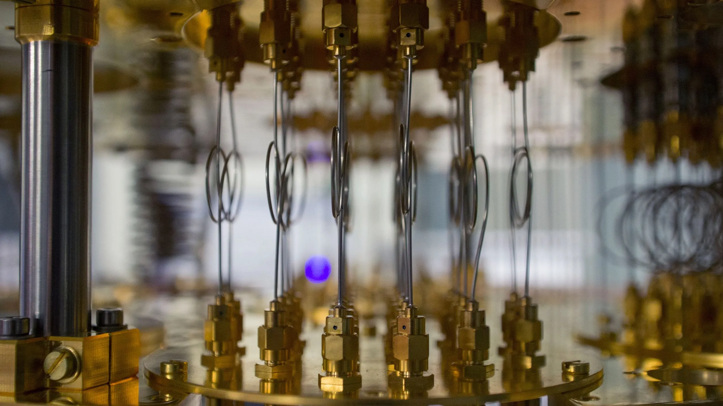 New Tech Battle Google and IBM Race to Fix Quantum Computing Errors-