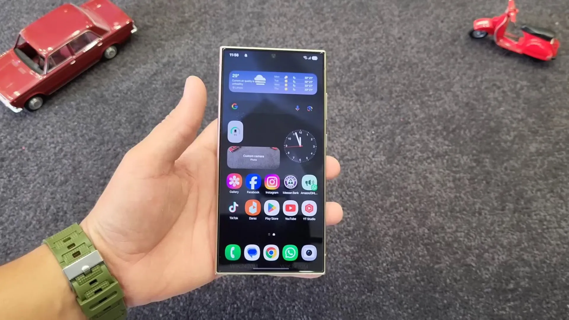 Samsung Unveils New 'Now Bar' in One UI 7 A Closer Look at Your Galaxy’s Smartest Update Yet-----