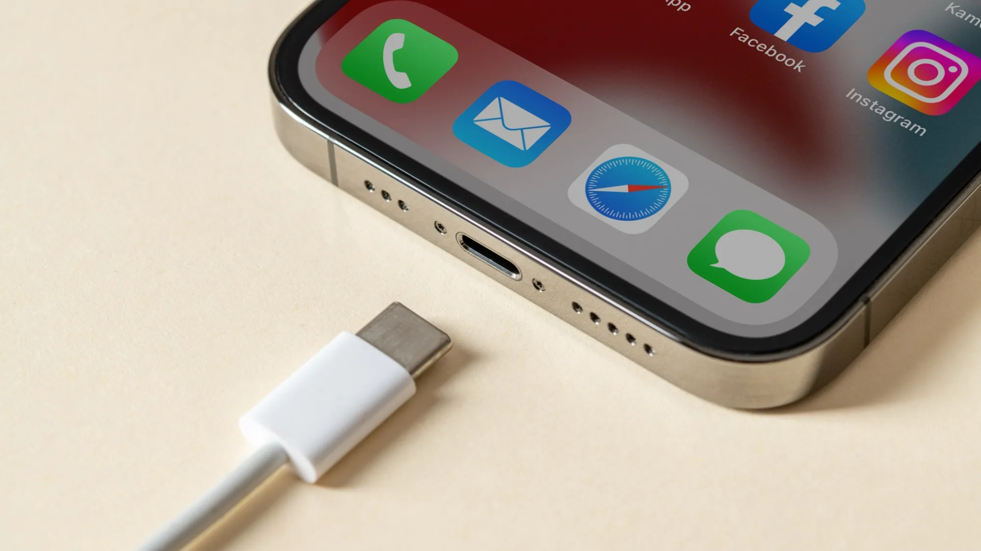 Apple iPhone USB-C Hack Sparks Security Concerns What It Means for Users and Their Data---