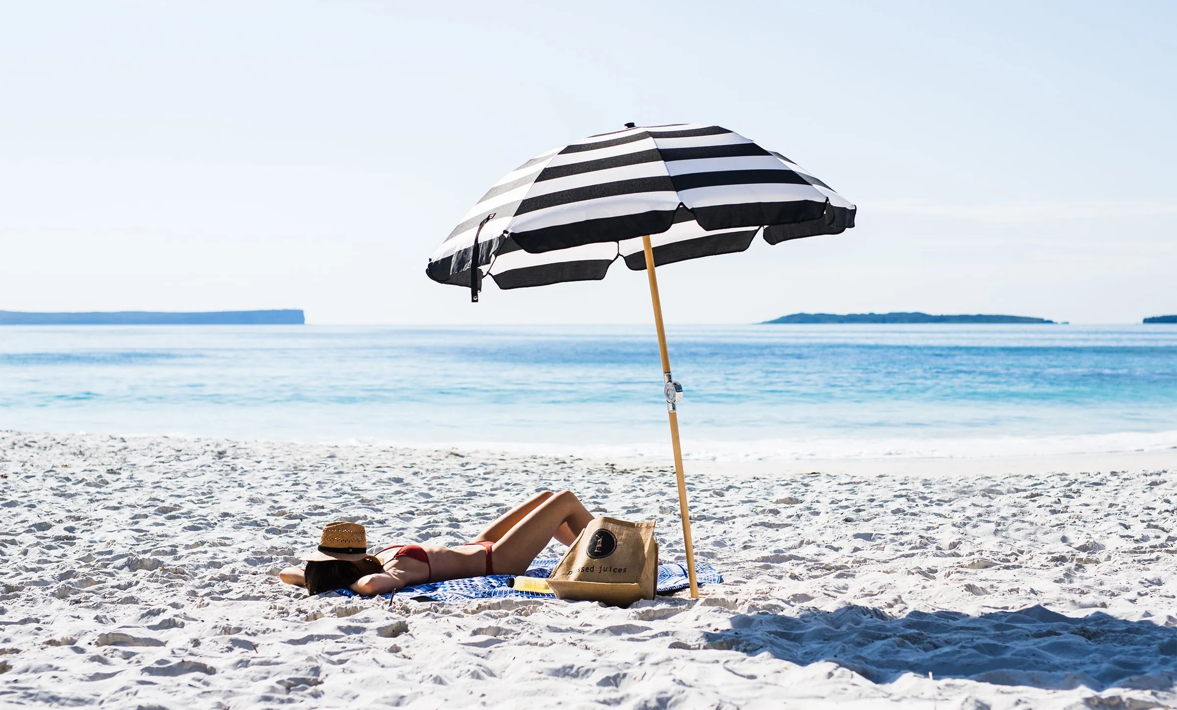 Check Out Anker's Cool New Solar-Powered Umbrella Unveiled at CES 2025 Charge Your Gadgets While You Chill at the Beach---