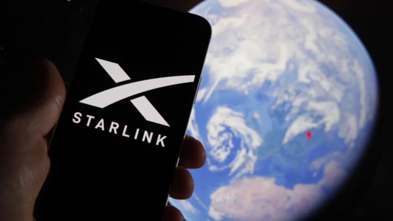 New iPhone Update Links with SpaceX Starlink, Shaking Up Satellite Phone Markets---