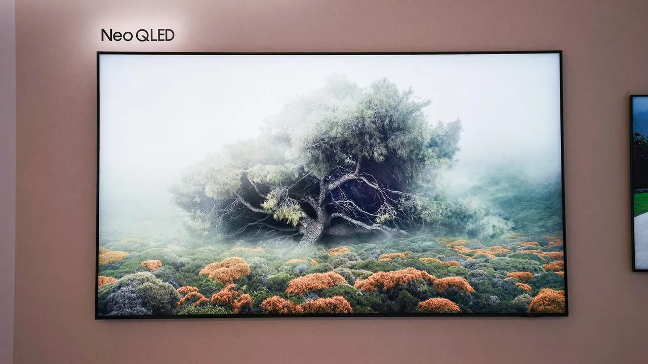 Samsung Unveils The Frame Pro at CES 2025 The Ultimate TV Upgrade That Doubles as Art!----