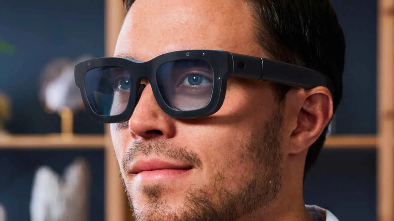 Apple Ditches Its AR Glasses: What's Next for the Tech Giant After Falling Behind Meta?