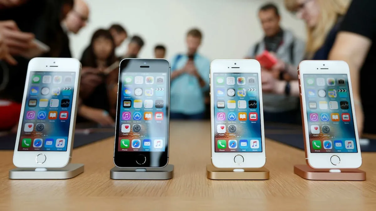 Apple Shakes Up Smartphone Wars: New iPhone SE Set to Launch Next Week with Top-Tier Features at Mid-Range Prices