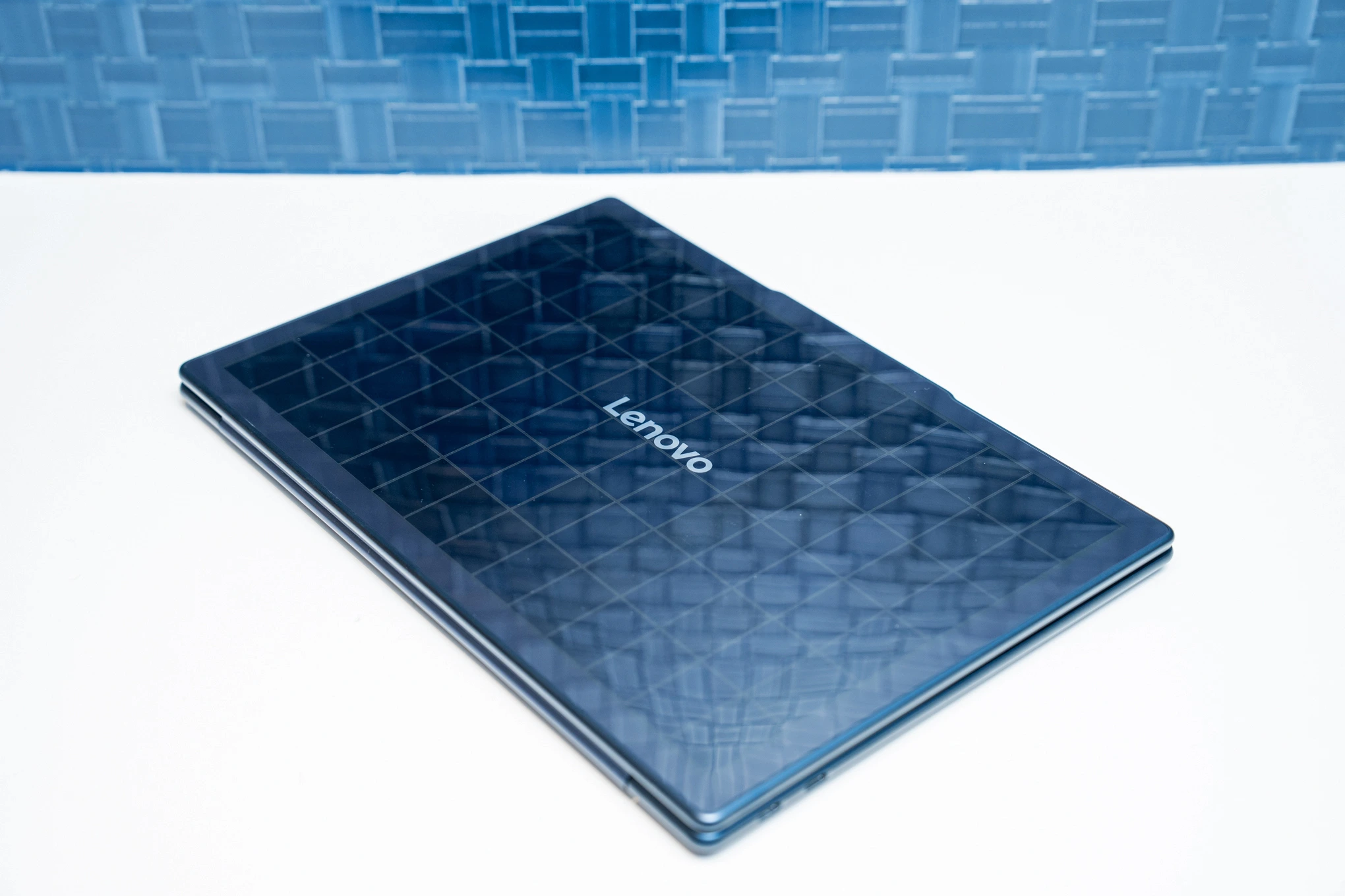 Meet Lenovo's Newest Innovation at MWC 2025 A Super Thin Laptop That Charges in the Sun!---