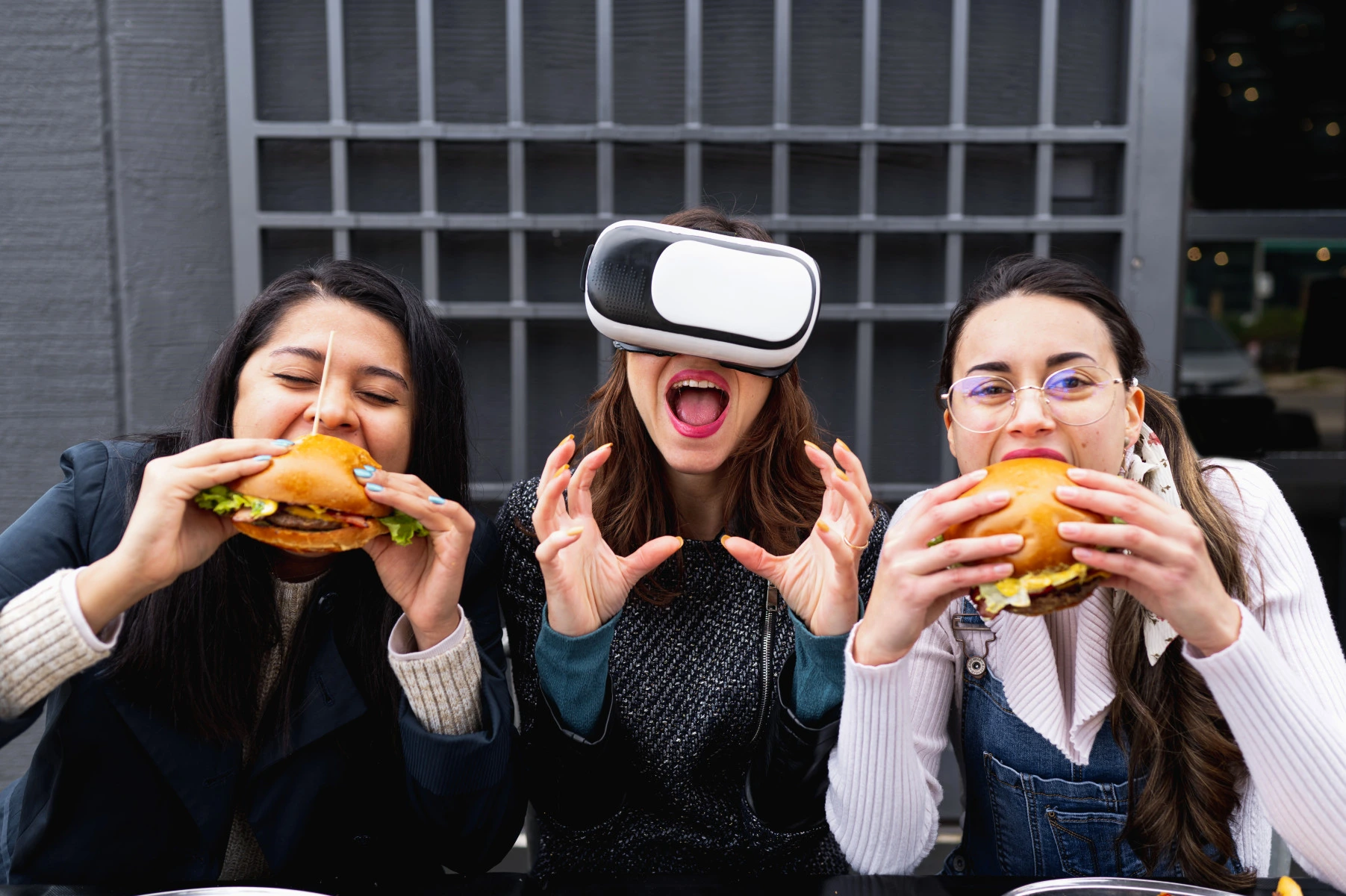 New Virtual Reality Tech Lets You Taste Flavors From Sweet to Sour How e-Taste is Changing the Game for Gamers and Foodies-